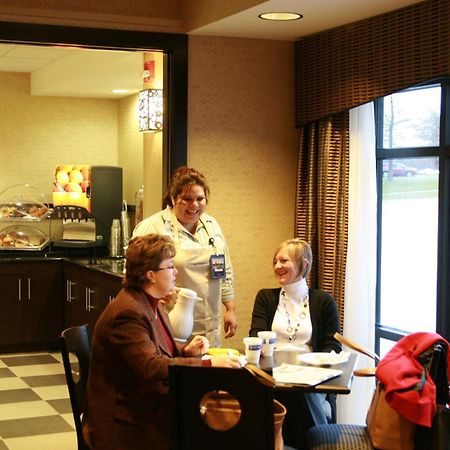 Hampton Inn Topeka Restaurace fotografie