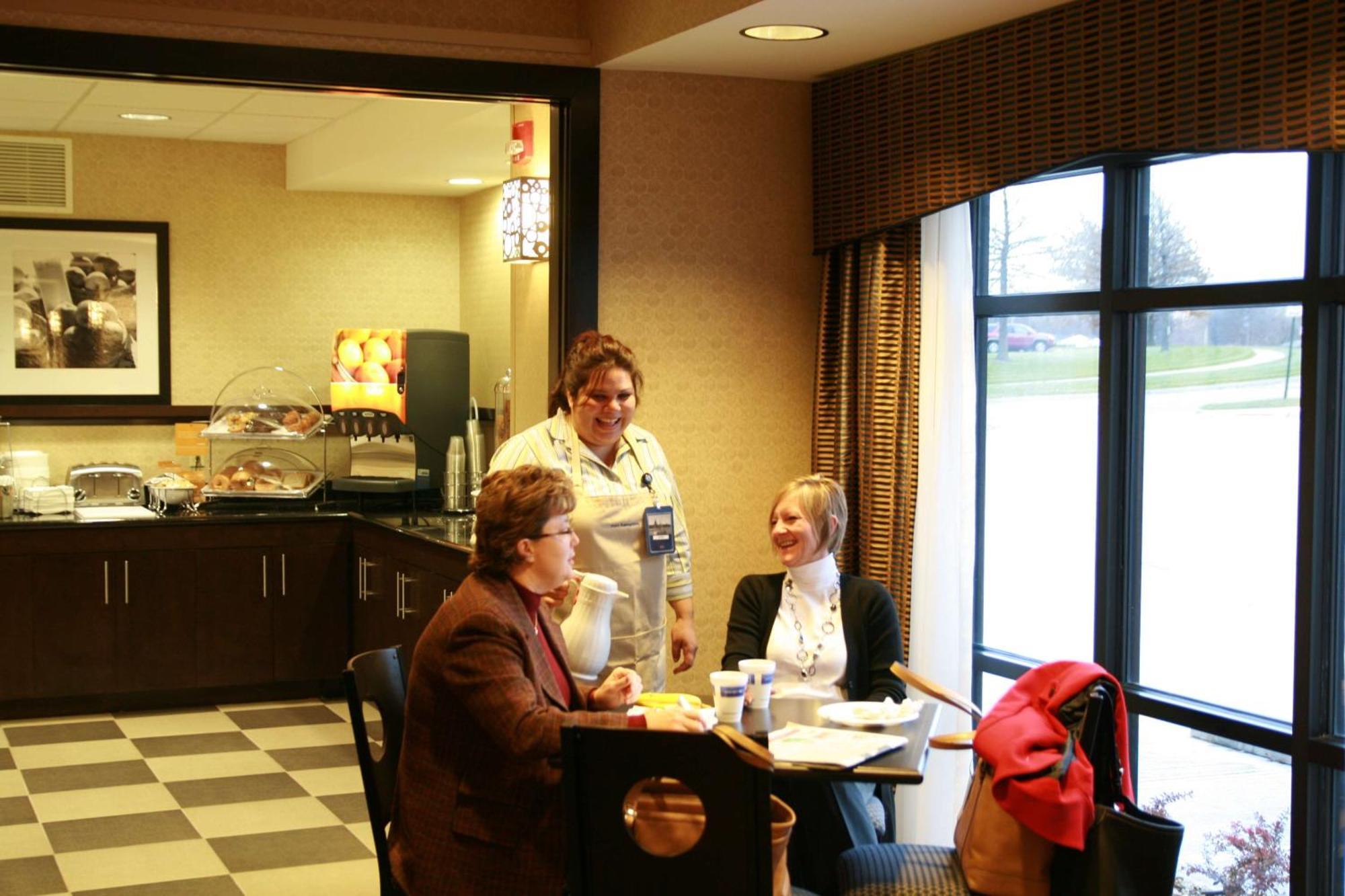 Hampton Inn Topeka Restaurace fotografie